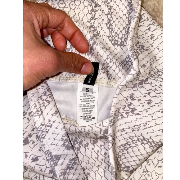 Onzie - snake skin print leggings Size S - Picture 3 of 8